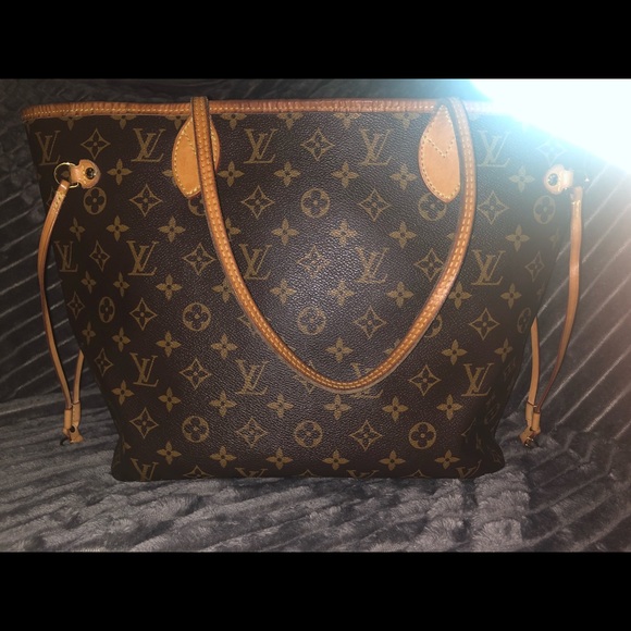 Louis Vuitton Neverful MM NM Red interior - Picture 7 of 7
